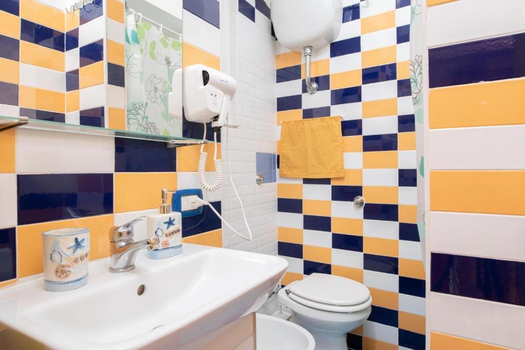 نابولي Casetta Tortina B&B المظهر الخارجي الصورة